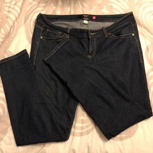 Torrid Denim Skinny Jeans Size 16